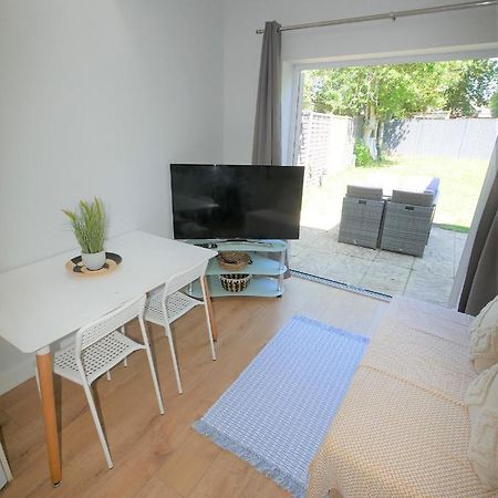 Turay Court Holiday Apartments Bournemouth Esterno foto