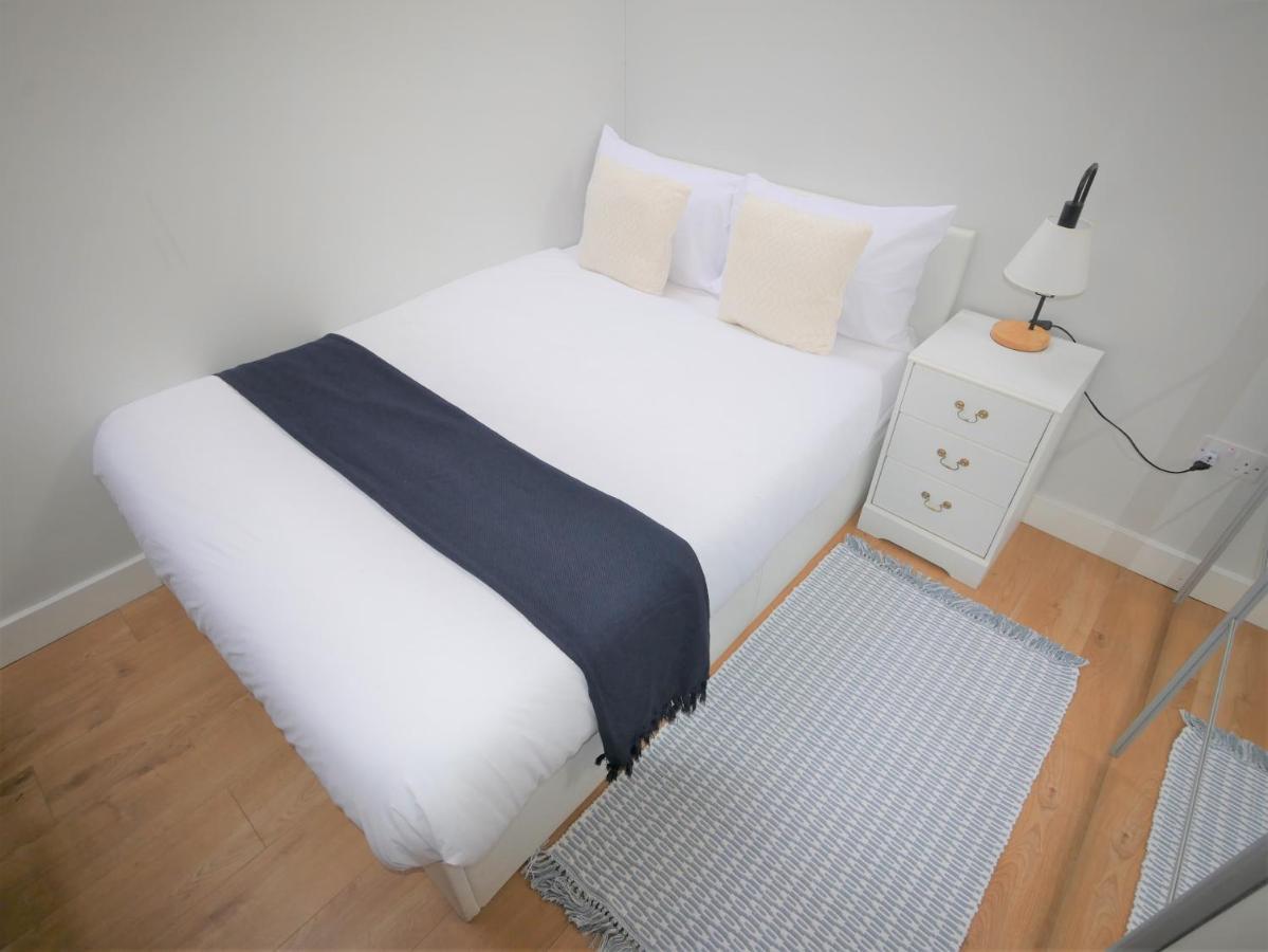 Turay Court Holiday Apartments Bournemouth Esterno foto