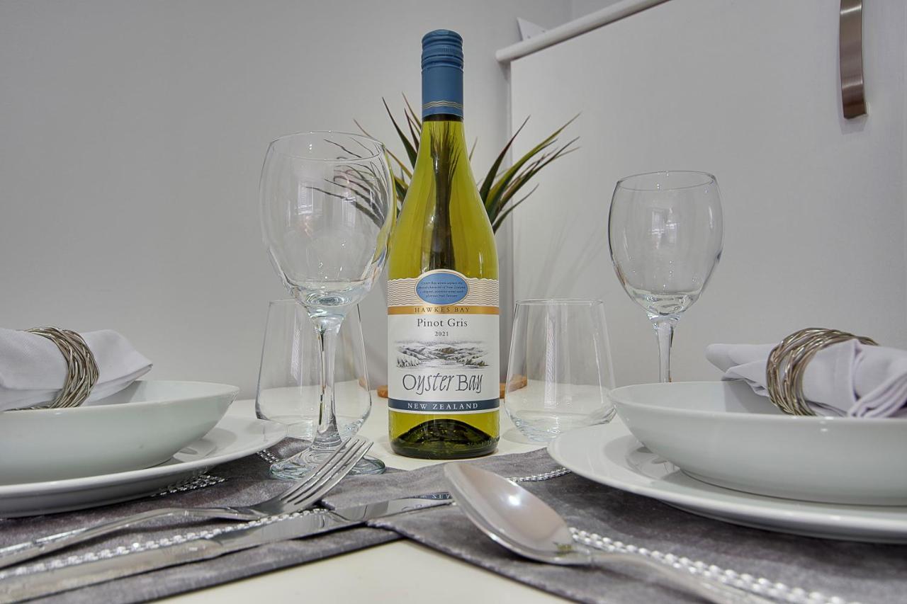 Turay Court Holiday Apartments Bournemouth Esterno foto