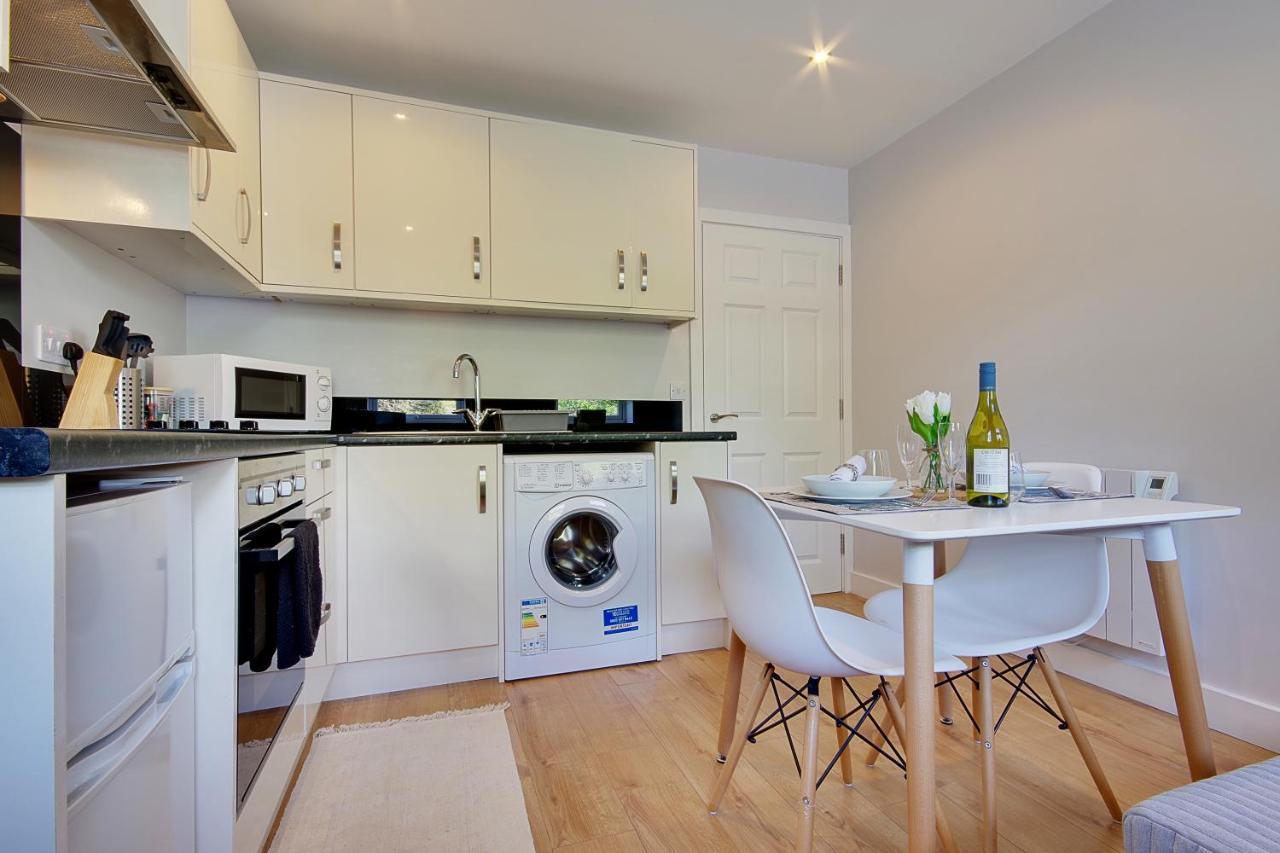 Turay Court Holiday Apartments Bournemouth Esterno foto
