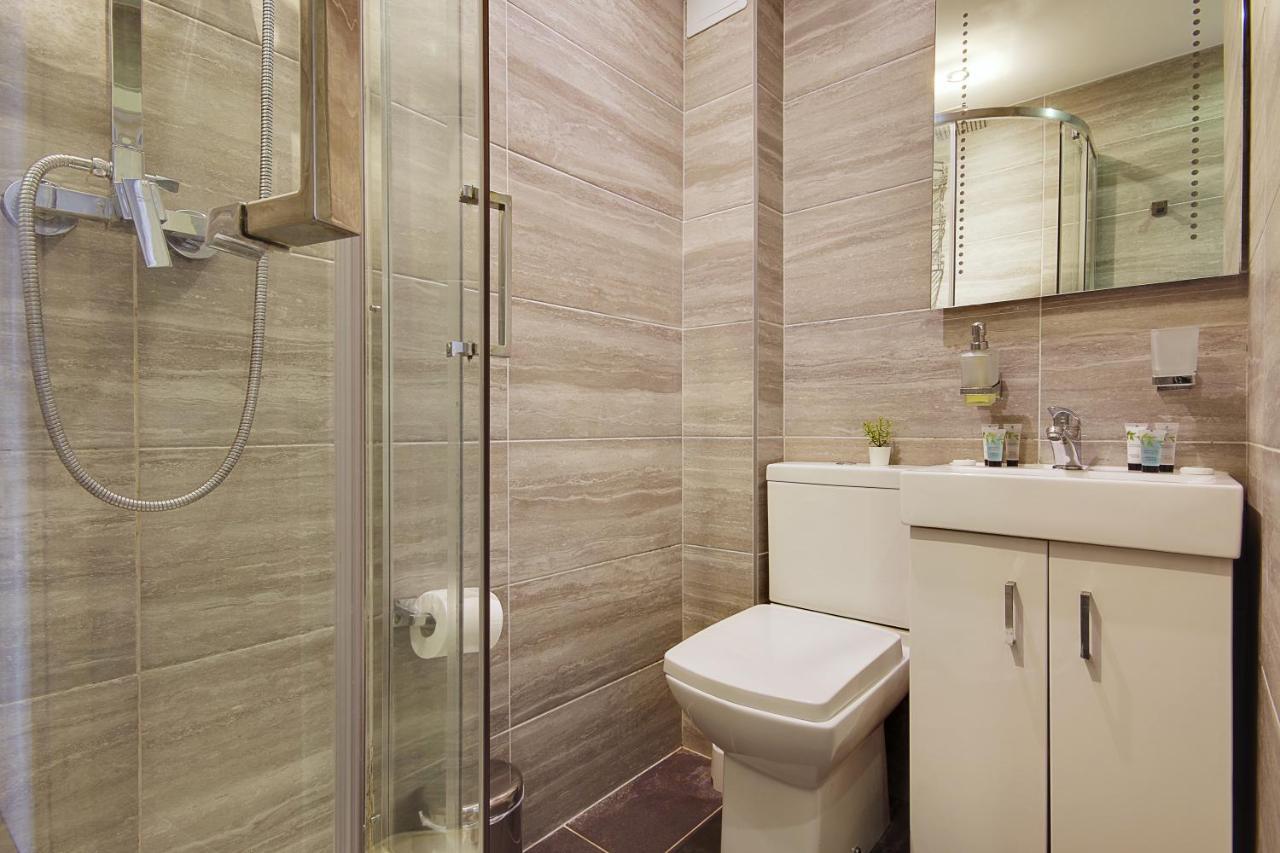 Turay Court Holiday Apartments Bournemouth Esterno foto