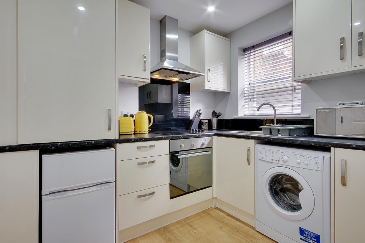 Turay Court Holiday Apartments Bournemouth Esterno foto
