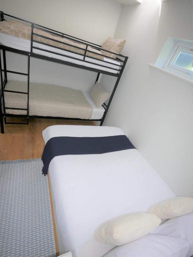 Turay Court Holiday Apartments Bournemouth Esterno foto